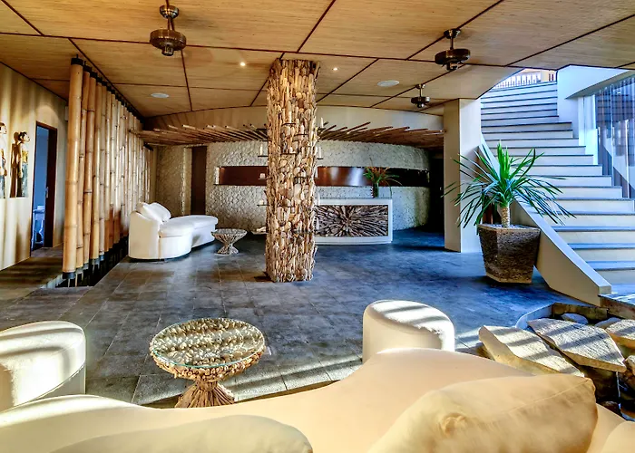 Villa The Griya And Amed (Bali)